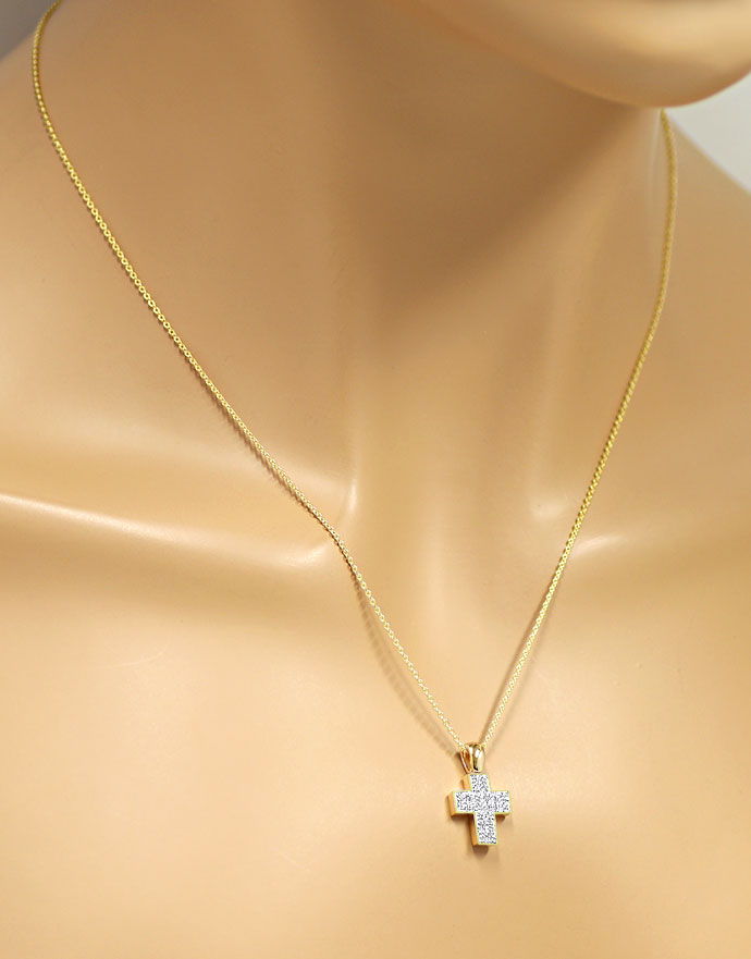 Foto 4 - Kreuzanhänger mit 22 Diamanten an Kette in 14K Gelbgold, S9903
